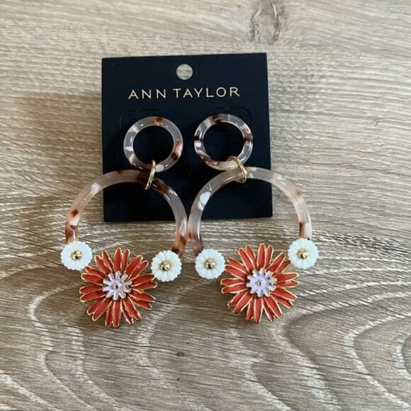 Ann Taylor Jewelry - Earrings